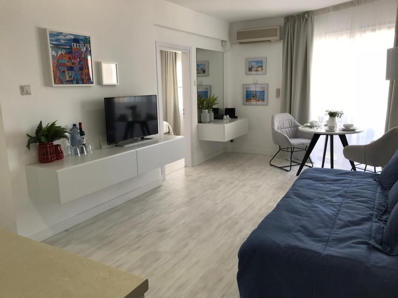 Sea View Holiday Apartment Larnaca Buitenkant foto